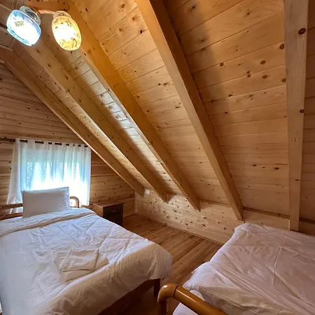 Shtepi Druri Arber Bed & Breakfast