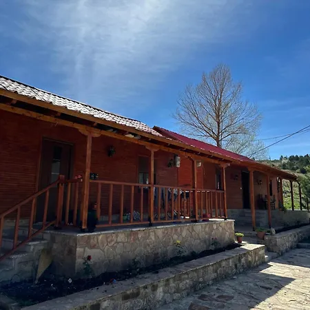 Shtepi Druri Arber Bed & Breakfast