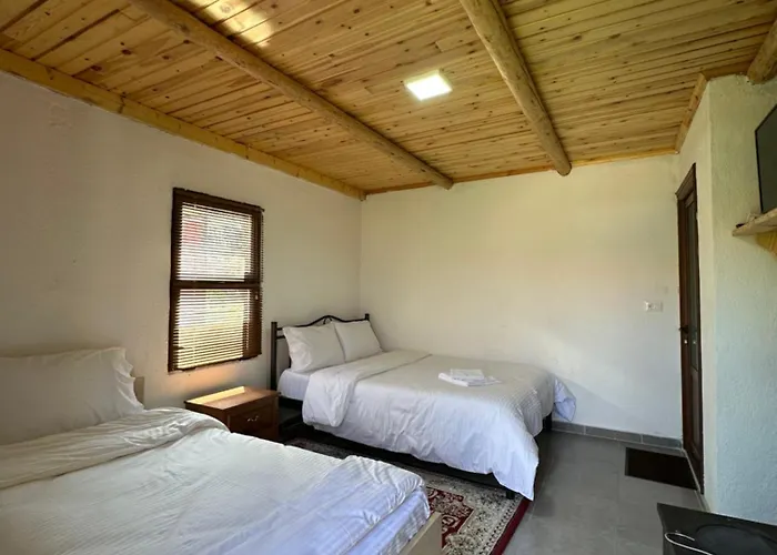 Shtepi Druri Arber Bed & Breakfast Voskopojë