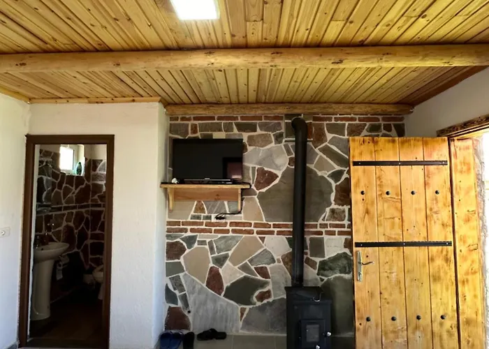 Shtepi Druri Arber Voskopojë