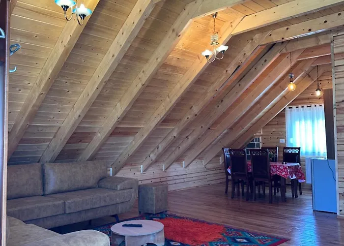 Shtepi Druri Arber Voskopojë